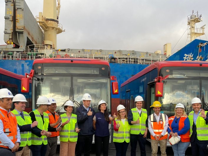 Calama Avanza Hacia la Electromovilidad: 40 Buses Eléctricos Transformarán la Ciudad Calama Avanza Hacia la Electromovilidad: 40 Buses Eléctricos Transformarán la Ciudad